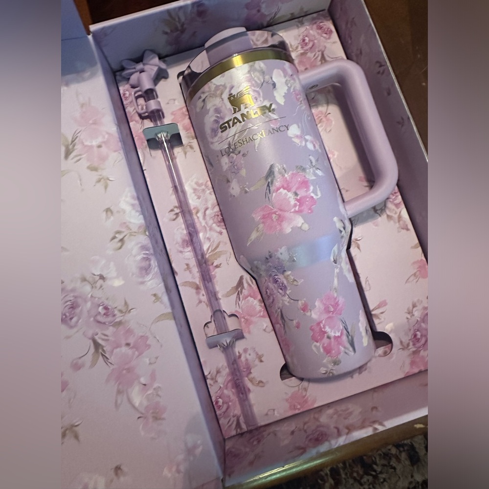Stanley x LoveShackFancy 💜🌸
